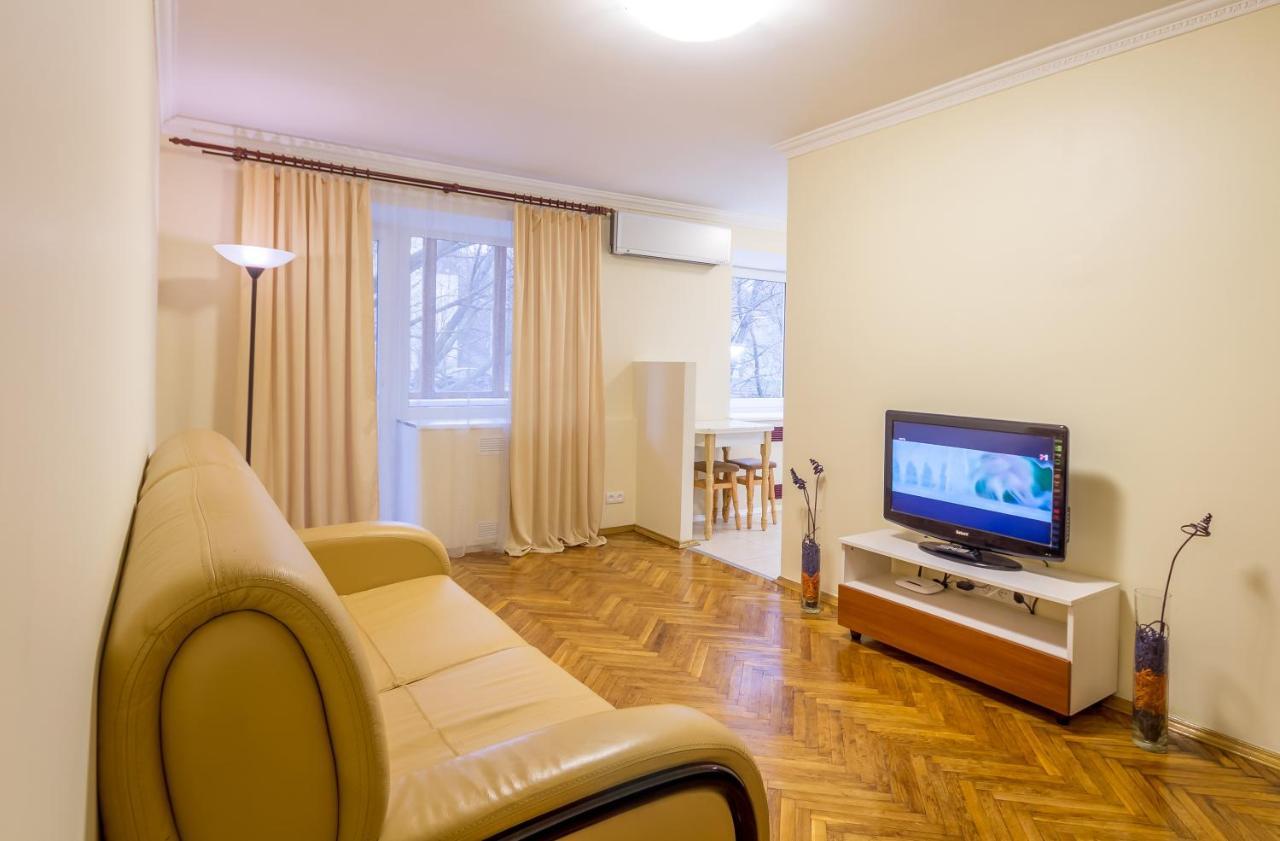 Apartment On Leonida Pervomais'Koho Kiev Dış mekan fotoğraf